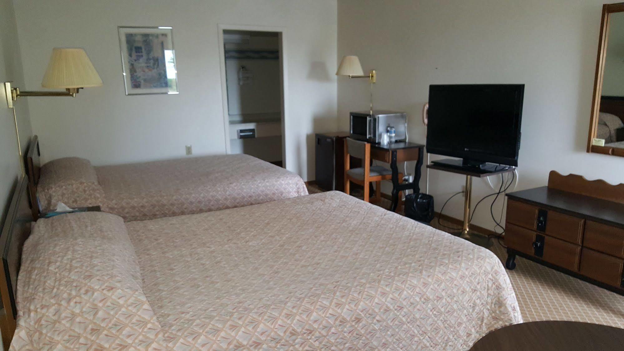 לימינגטון Town'N Country Motor Inn מראה חיצוני תמונה