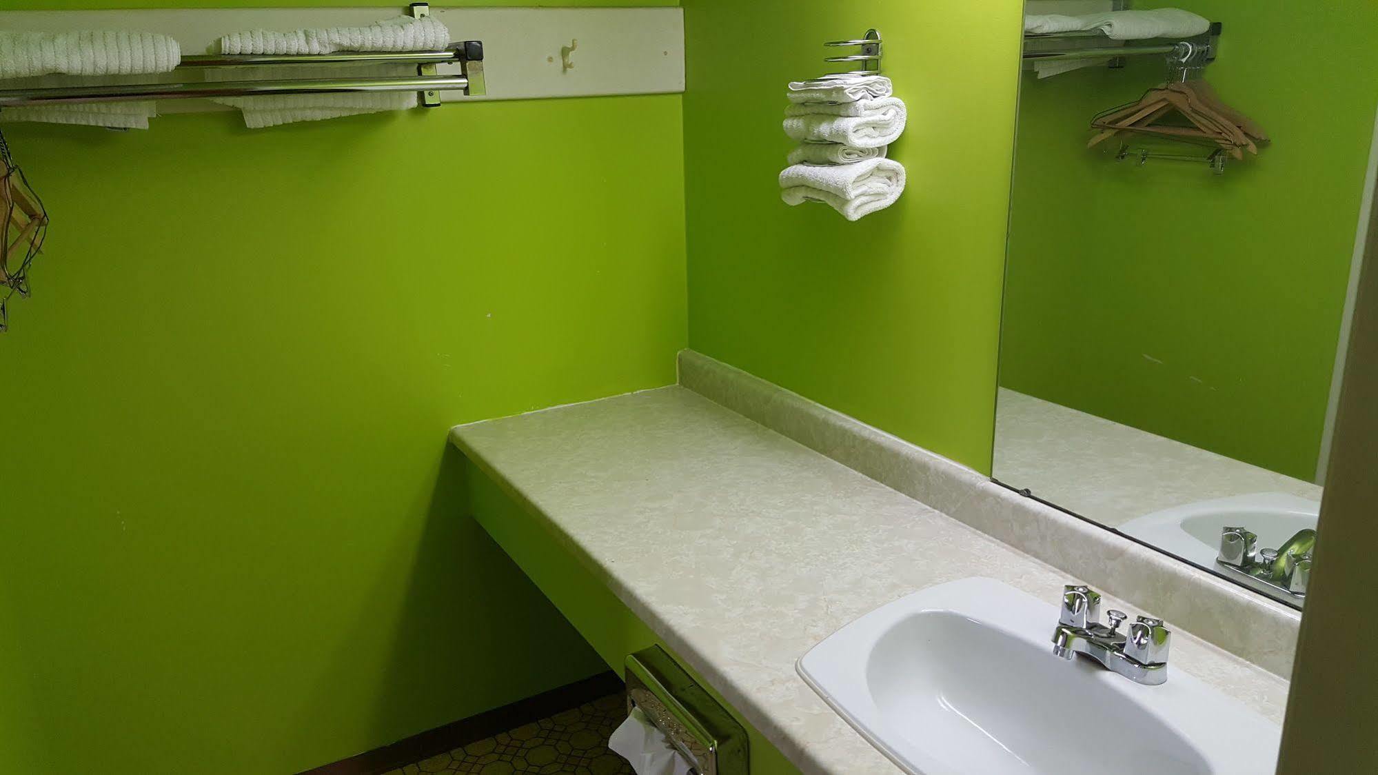 לימינגטון Town'N Country Motor Inn מראה חיצוני תמונה