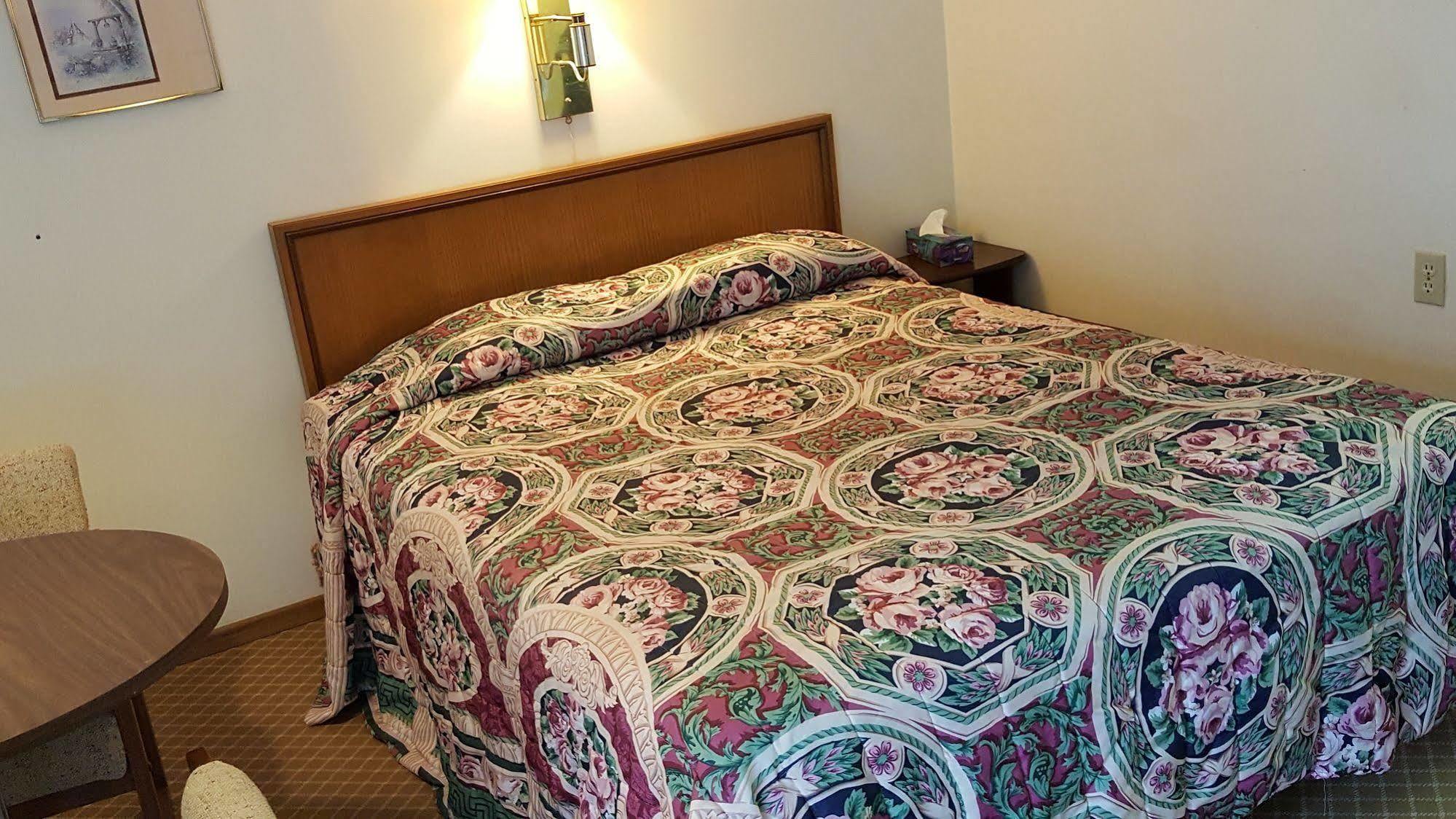 לימינגטון Town'N Country Motor Inn מראה חיצוני תמונה